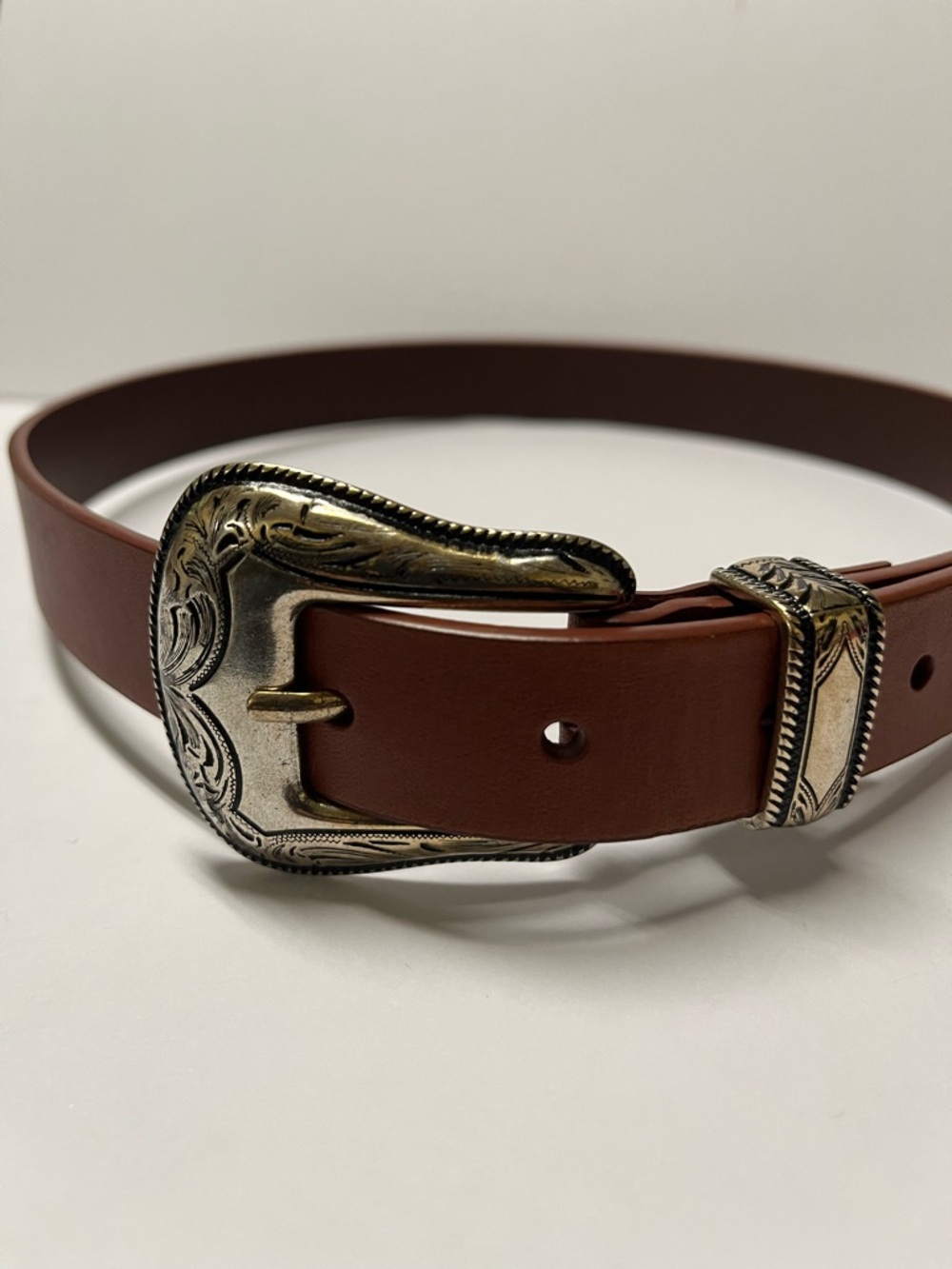 Wilfred Cognac Brown Leather Belt with Engraved Silver-Tone Buckle - Picture 2 of 5
